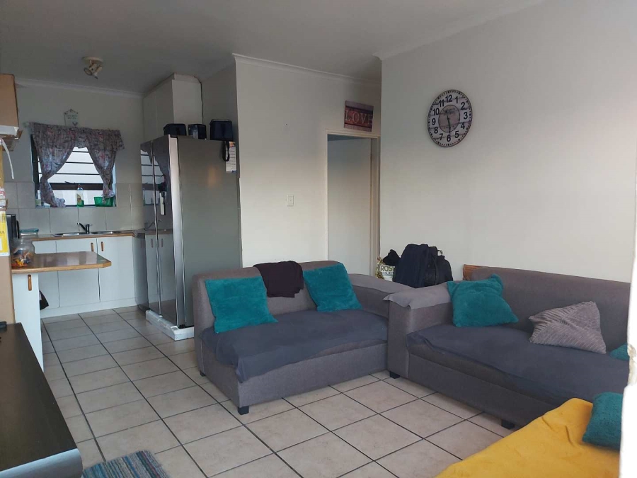 To Let 2 Bedroom Property for Rent in De Kuilen Western Cape